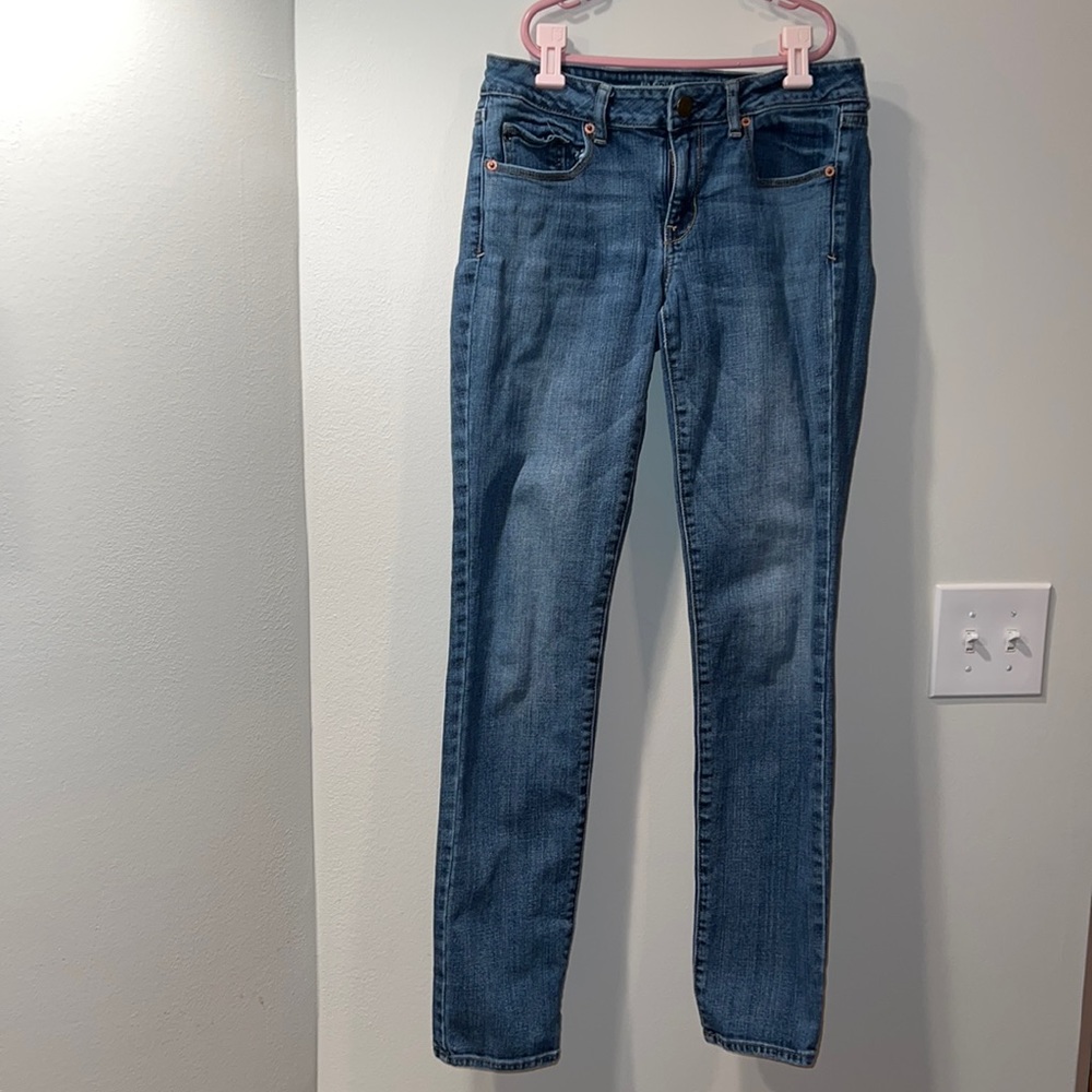 3/$21 American Eagle skinny jeans
